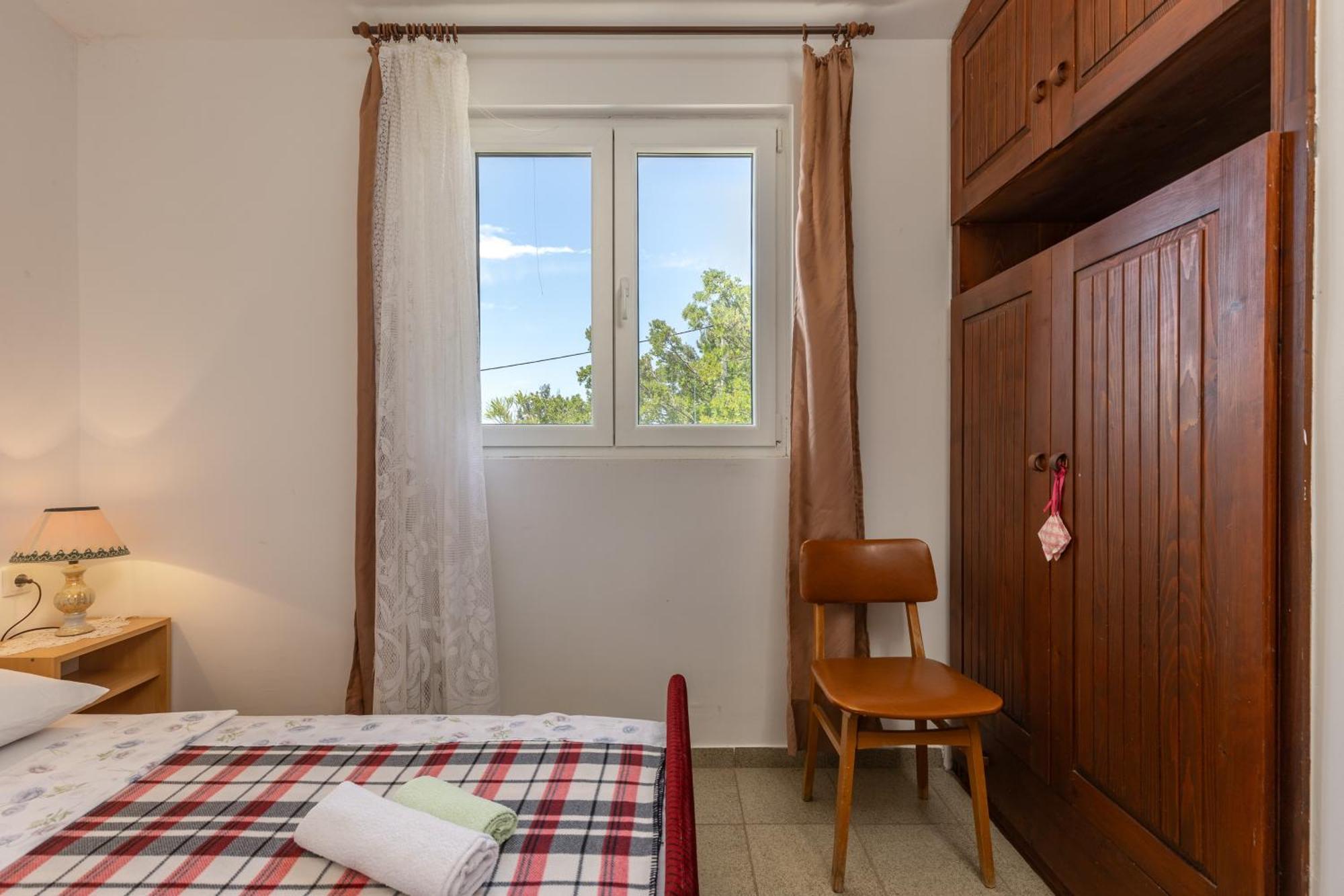 Beachfront House Nada - Happy Rentals Karlobag Exterior foto